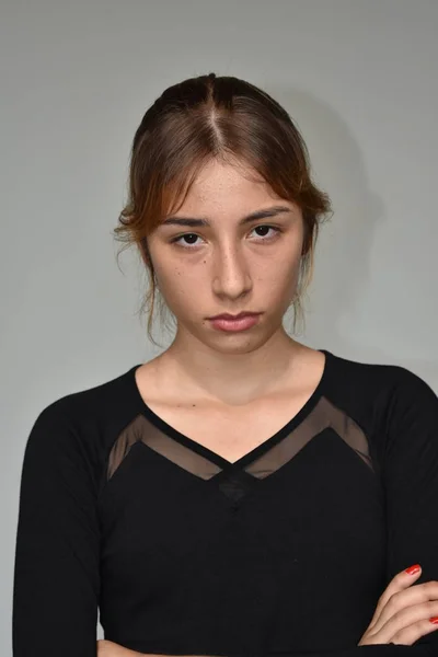 Sérieux jeune fille — Photo