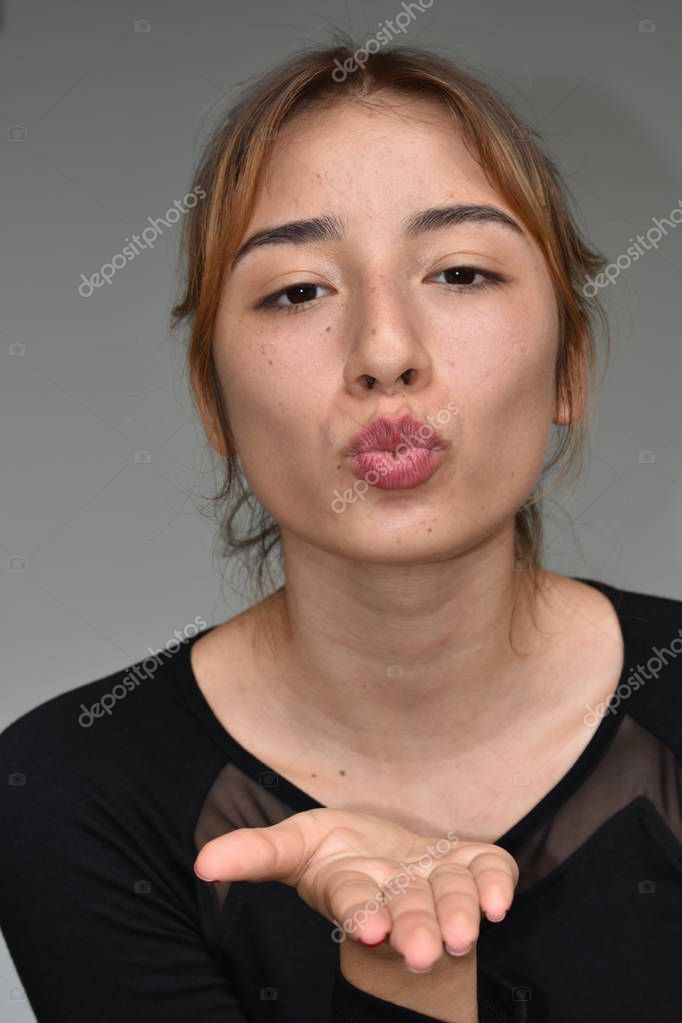 Latin kissing Latin kissing