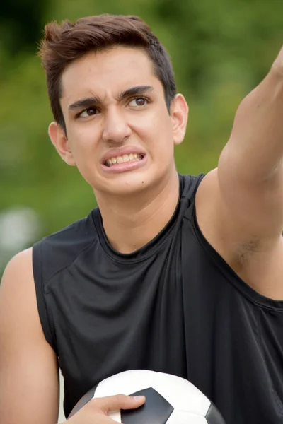 Jugador de fútbol masculino y enojo — Foto de Stock