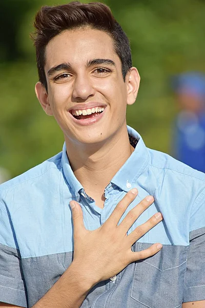 Adolescente Esperançoso Masculino — Fotografia de Stock