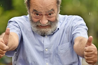 Latin erkek ve güven