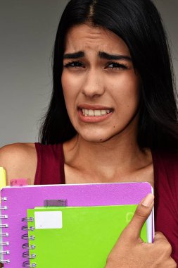 Stresli kız öğrenci