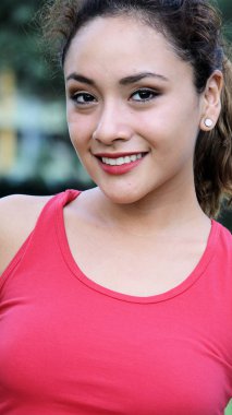 İspanyol erkek gülümseyen