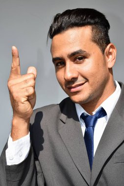 İspanyol iş adamı işaret