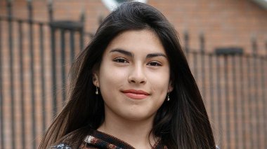 İspanyol farklı kız