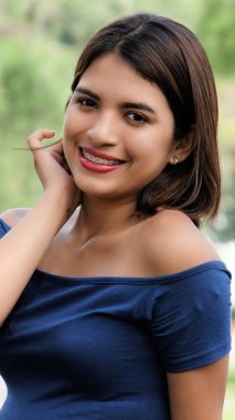 Sevimli güzel kadın