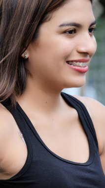 Çekici erkek ve mutluluk