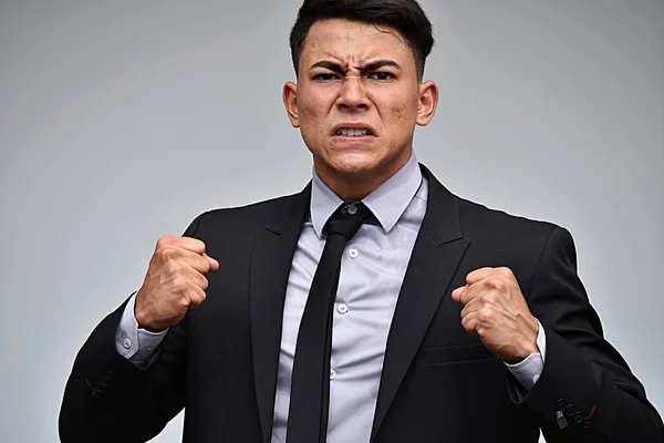 Angry Business Man в діловому костюмі — стокове фото