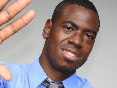 İş adamı el hareketi durdur