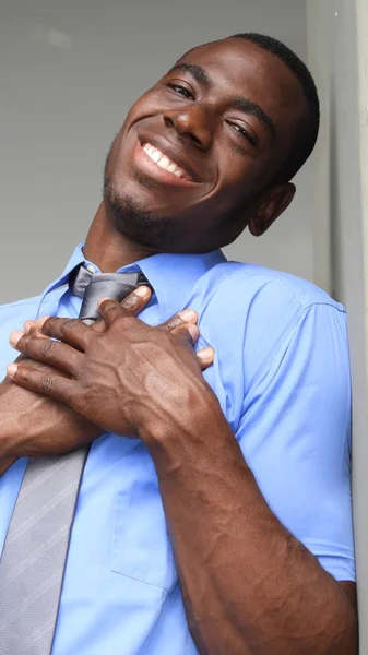 Negro hombre de negocios en amor — Foto de Stock