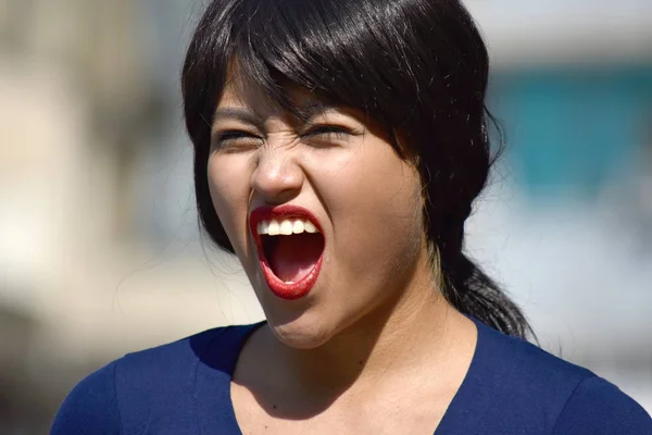 İspanyol kadın bağırıyor — Stok fotoğraf
