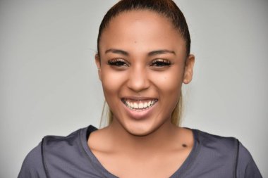 Güzel kadın ve mutluluk