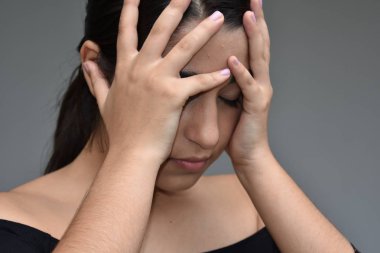 Stresli Kolombiyalı kadın