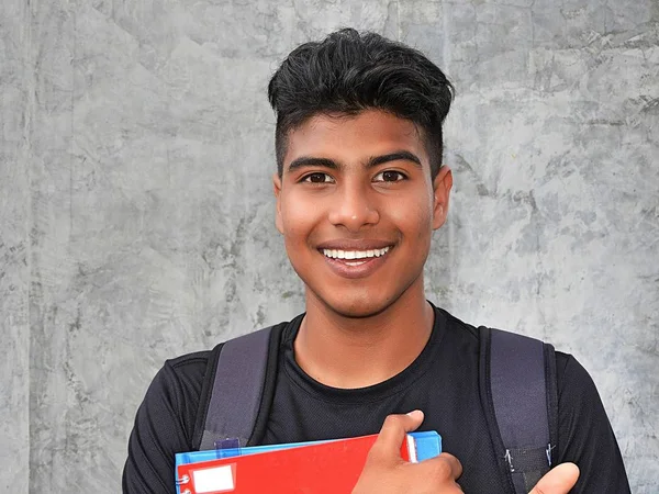 Menino feliz estudante — Fotografia de Stock