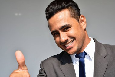 Başarılı bir iş adamı.