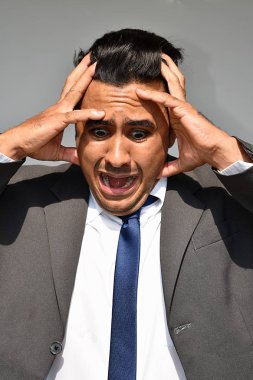 Stresli İspanyol iş adamı