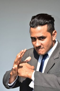 Kızgın azınlık iş adamı