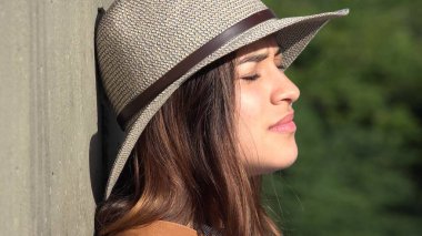 Sorunlu gençler yalnızlık