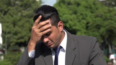 Üzgün umutsuz İspanyol iş adamı