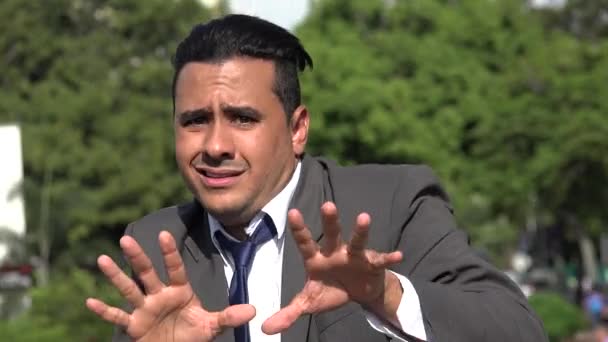 Страшно латиноамериканського Ділова людина — стокове відео