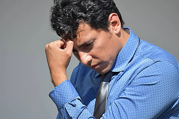 Homem de negócios colombiano infeliz — Fotografia de Stock