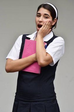 Katolik Kolombiya kız öğrenci Not Defteri ile şaşırttı