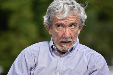 Demans ve farklı erkek