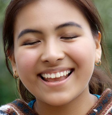 Çok güzel İspanyol kişi