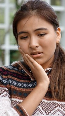 Unutkan Latina kişi