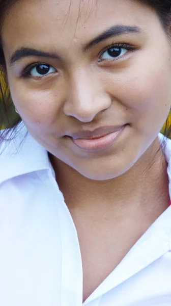 Retrato adolescente peruano — Foto de Stock