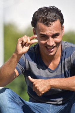 Azınlık erkek ve küçük