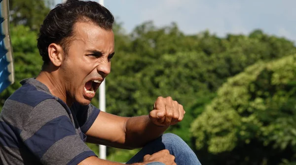 Kızgın Latin erkek