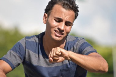 Azınlık erkek ve karışıklık