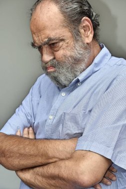 İnatçı Latin erkek