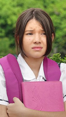 Kız öğrenci ve karışıklık