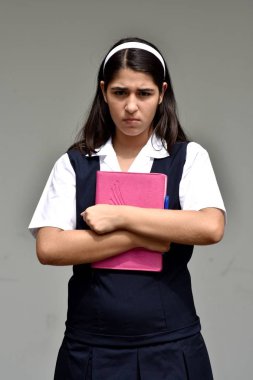 İnatçı kız öğrenci