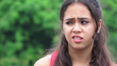 Tiksinti kadın Teen