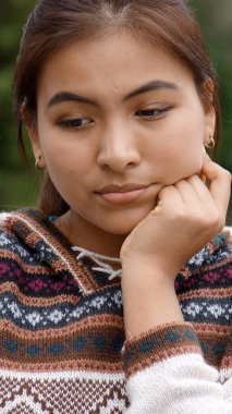 Üzgün İspanyol Teen