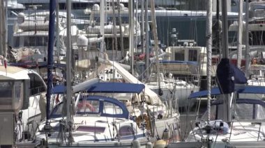 Teknelerden ve teknelere Harbor