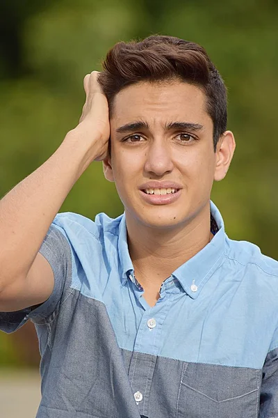 Stressvolle tiener jongen — Stockfoto