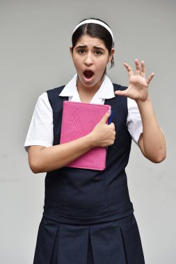 Endişeli kız öğrenci