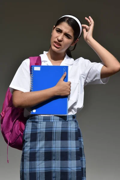 Estudiante adolescente escuela chica y confusión — Foto de Stock