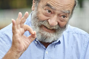 Tamam emekli büyükbaba