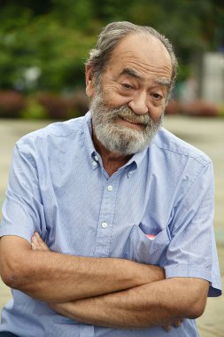 Kendine güvenen yetişkin erkek