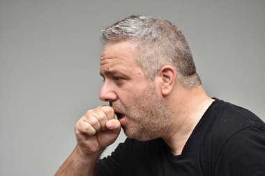 Şişman erkek ve hastalık