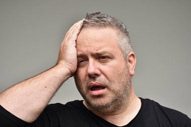 Unutkan kilolu kişi