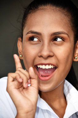 Yaratıcı genç kız