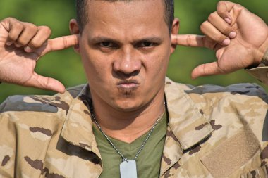 Usta asker ve sessizlik