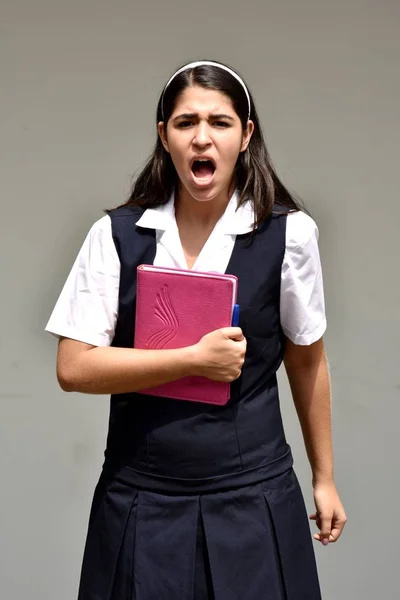 Ansiosa menina da escola — Fotografia de Stock