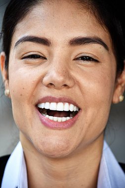 Mutlu akıllı kişi